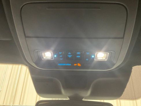 Used 2025 Ford Expedition Max Platinum w/ Stealth Appearance Package AWD/4WD image 24