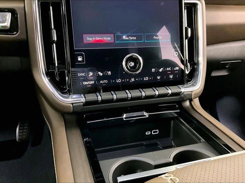 New 2026 GMC Yukon Denali Ultimate AWD/4WD image 7