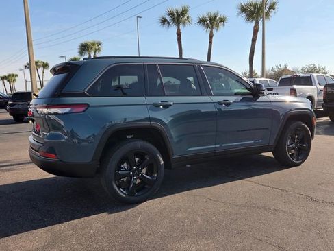 New 2026 Jeep Grand Cherokee Limited w/ Limited Altitude Package image 7
