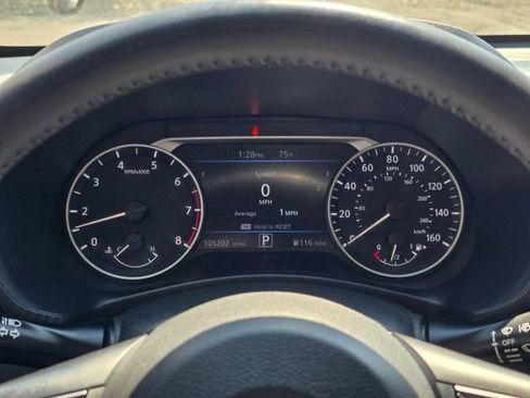 Used 2021 Nissan Sentra SV image 24