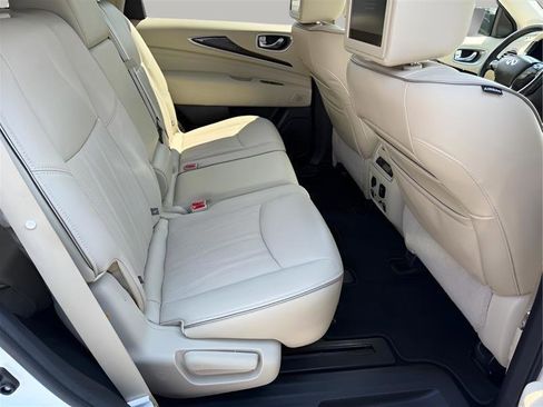 Used 2017 INFINITI QX60 Luxe w/ Deluxe Technology Package image 62