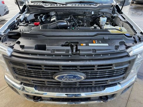 Used 2023 Ford F250 XL w/ XL Chrome Package image 33