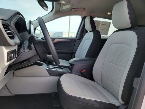 Certified 2023 Ford Escape Active AWD/4WD image 20