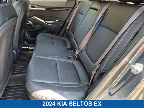 Used 2024 Kia Seltos EX AWD/4WD image 21