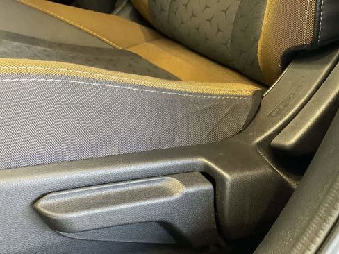 Used 2024 Subaru Crosstrek 2.5i Sport w/ Popular Package #4A AWD/4WD image 15