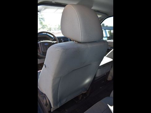 Used 2015 Ford F250 XL w/ Power Equipment Group image 18