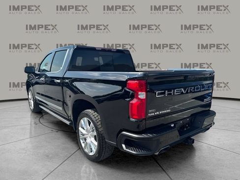 Used 2023 Chevrolet Silverado 1500 High Country AWD/4WD image 2