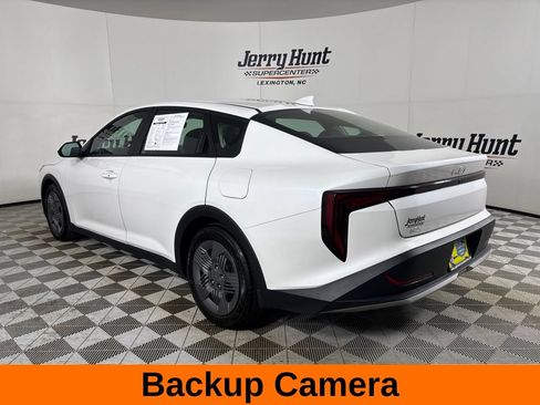 Used 2025 Kia K4 FWD image 9