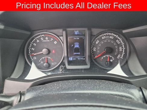 Used 2020 Toyota Tacoma SR w/ SR Convenience Package RWD image 6