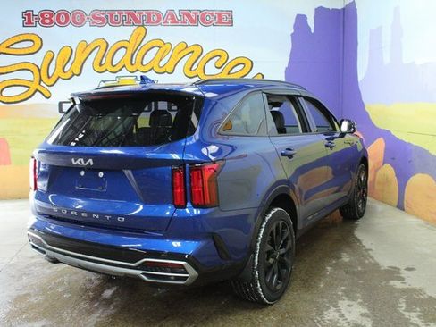 Used 2022 Kia Sorento SX image 8