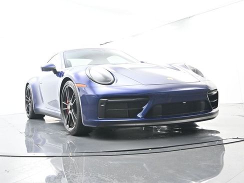 Certified 2024 Porsche 911 Carrera GTS RWD image 53