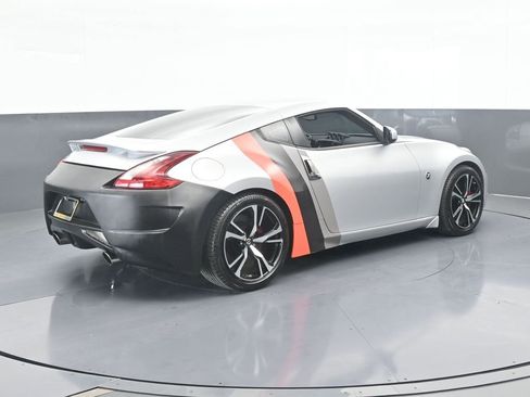 Used 2020 Nissan 370Z w/ Sport Package image 6