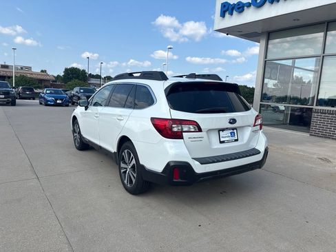 Used 2019 Subaru Outback 2.5i Limited AWD/4WD image 7