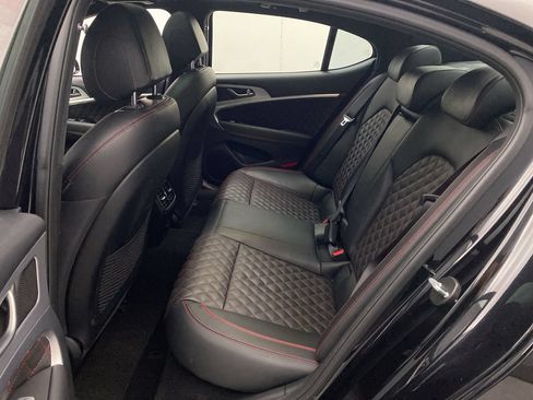 Used 2021 Genesis G70 3.3T AWD/4WD image 25