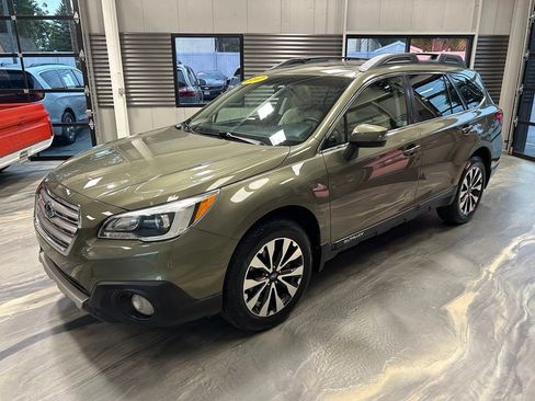 Used 2017 Subaru Outback 2.5i Limited w/ Popular Package #5 AWD/4WD image 35