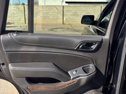 Used 2019 Chevrolet Tahoe LT image 19