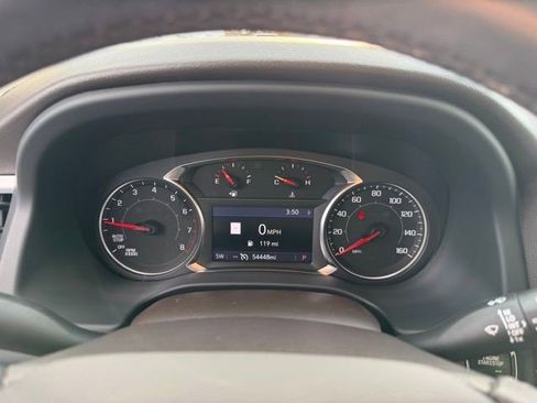 Certified 2023 GMC Acadia SLT image 24