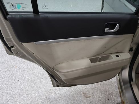 Used 2008 Mitsubishi Galant ES FWD image 17
