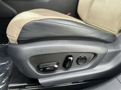 Used 2019 Lexus ES 350 image 12