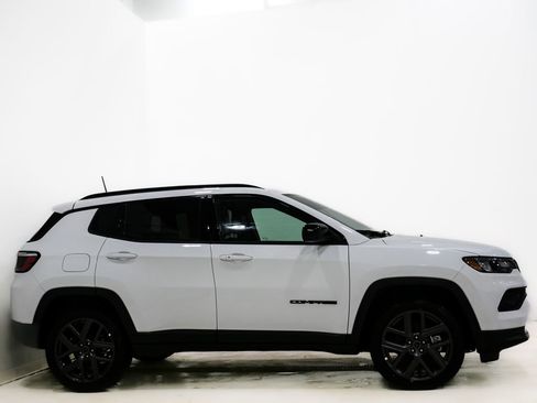 New 2026 Jeep Compass Latitude image 4