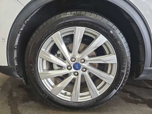 Used 2021 Ford Escape Titanium w/ Titanium Elite Package FWD image 34