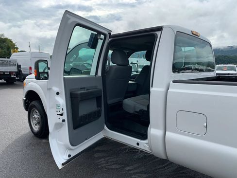 Used 2016 Ford F350 XL AWD/4WD image 23