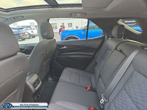 Used 2018 Chevrolet Equinox LT w/ Sun & Infotainment Package AWD/4WD image 42