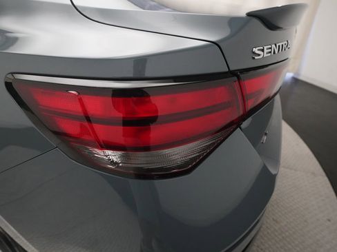 Used 2024 Nissan Sentra SR w/ SR Premium Package FWD image 32