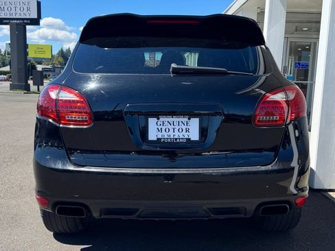 Used 2011 Porsche Cayenne AWD/4WD image 4