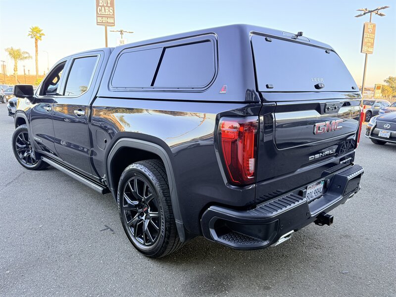 Used 2023 GMC Sierra 1500 Denali w/ Denali Reserve Package AWD/4WD image 5