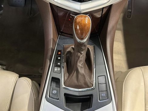 Used 2015 Cadillac SRX Luxury w/ Driver Awareness Package image 23