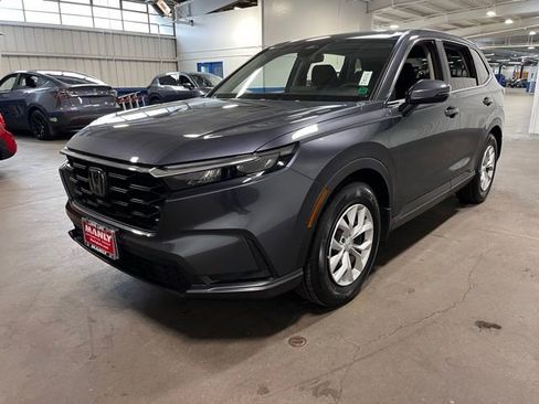 Used 2025 Honda CR-V LX image 7