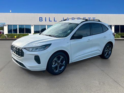 Certified 2023 Ford Escape ST-Line w/ Cold Weather Package FWD image 3