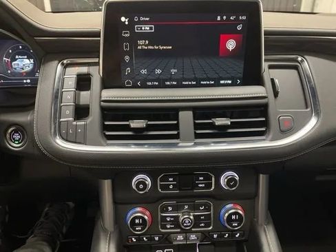 Used 2023 GMC Yukon SLT image 22