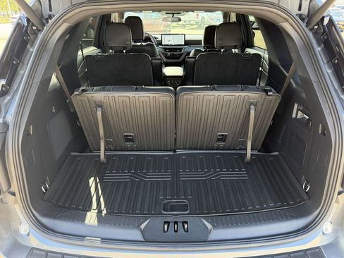 Used 2025 Ford Explorer ST-Line AWD/4WD image 30