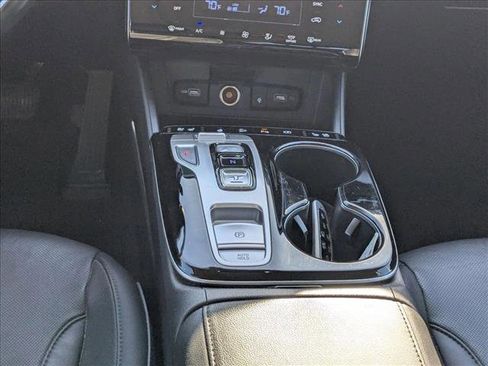 Used 2023 Hyundai Tucson Limited image 12