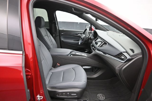 Used 2024 Buick Enclave Premium FWD image 10
