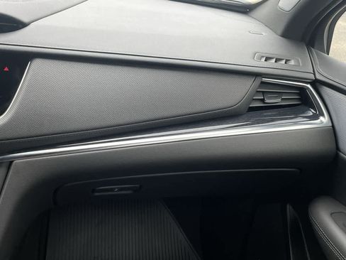 Used 2024 Cadillac XT5 Premium Luxury AWD/4WD image 16