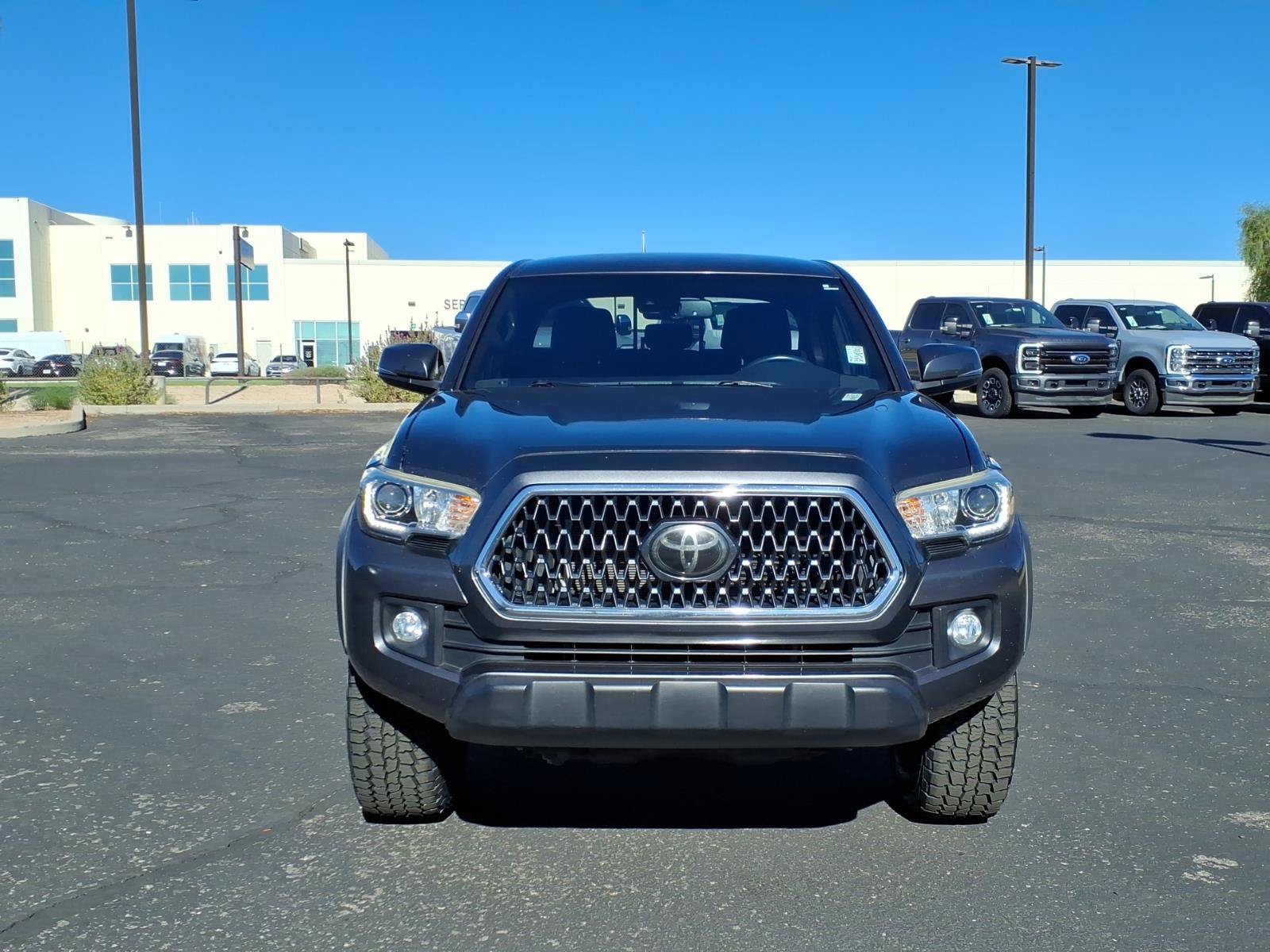 Used 2018 Toyota Tacoma TRD Off-Road w/ Technology Package RWD image 2