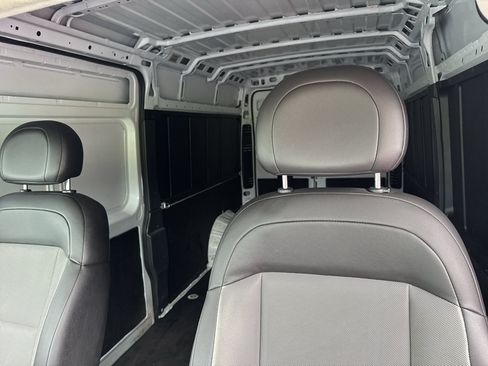 Used 2023 RAM ProMaster 2500 FWD image 15
