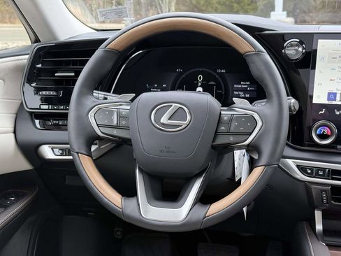 Used 2025 Lexus RX 450h Luxury w/ Convenience Package image 9