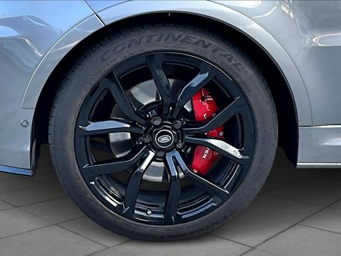 Used 2022 Land Rover Range Rover Sport SVR Carbon Edition image 10