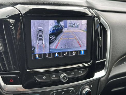 Used 2023 Chevrolet Traverse Premier AWD/4WD image 27