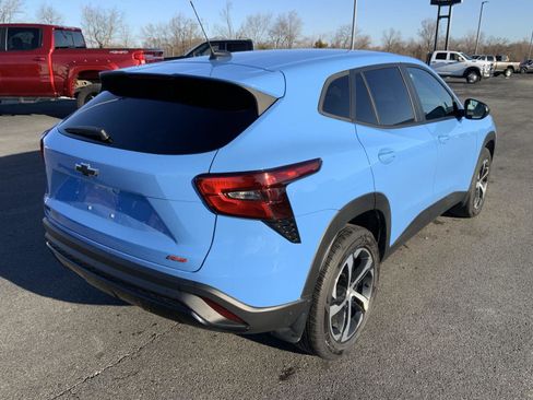 Used 2024 Chevrolet Trax RS image 12