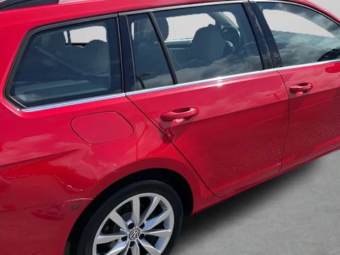Used 2016 Volkswagen Golf SE FWD image 33