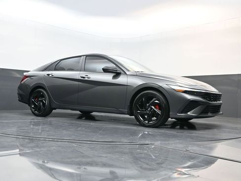 New 2026 Hyundai Elantra Sport image 25