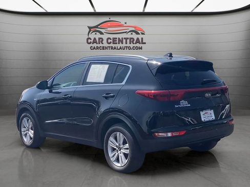 Used 2019 Kia Sportage LX w/ LX Popular Package AWD/4WD image 3