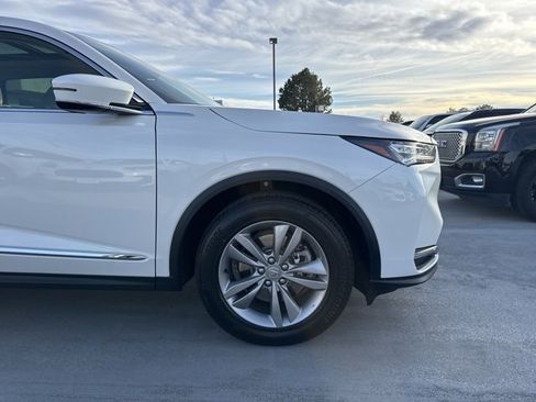 Used 2025 Acura MDX SH-AWD image 3