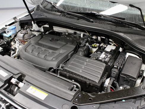 Used 2024 Volkswagen Tiguan S AWD/4WD image 16