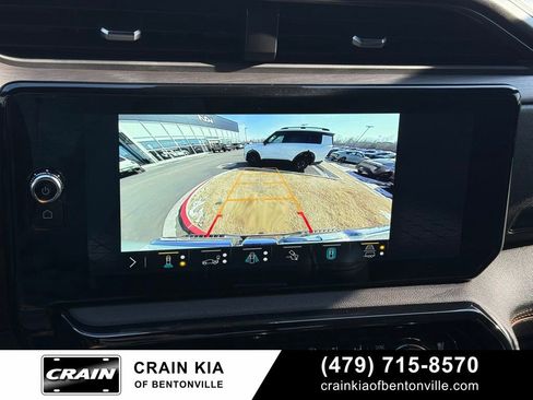 Used 2023 GMC Sierra 1500 AT4 w/ Technology Package image 16